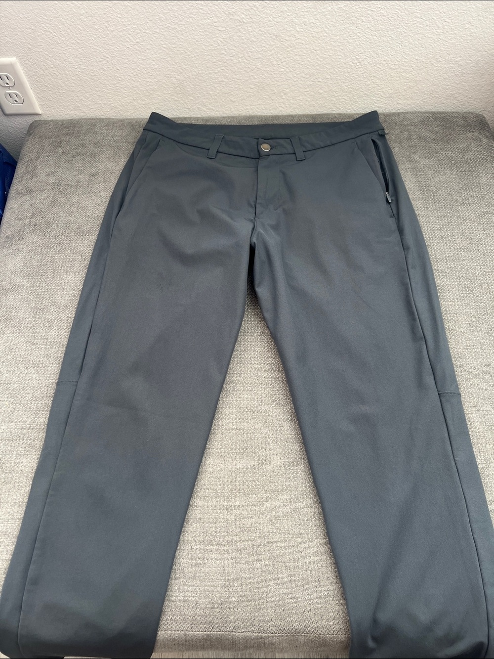 lululemon athletica Men's Dark Gray Performance Chinos